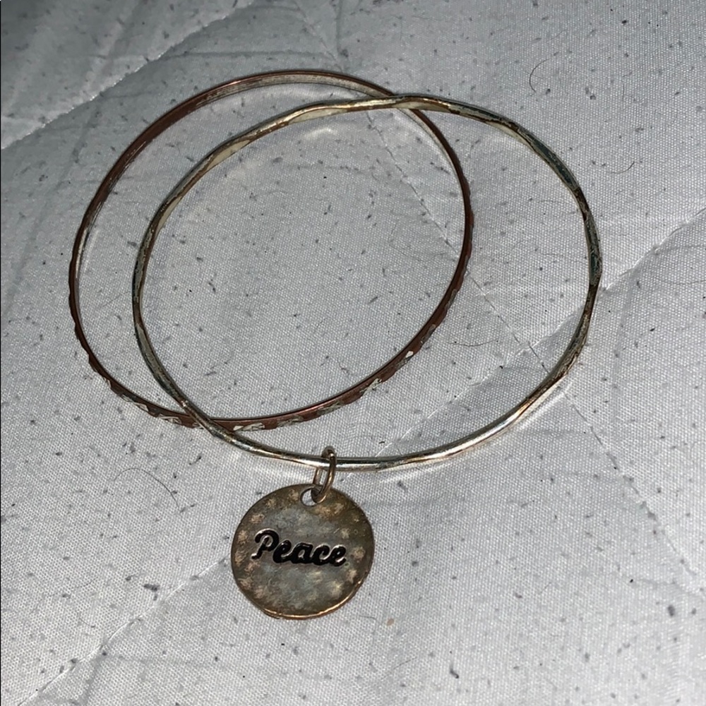 A beautiful bracelet set